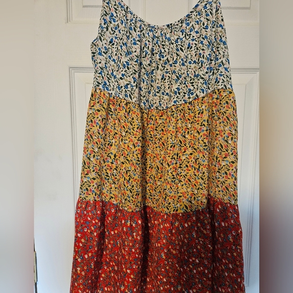 Color block floral dress - Picture 2 of 6